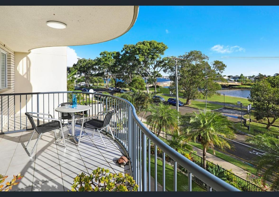 Excellsior Apartments Mooloolaba Bagian luar foto