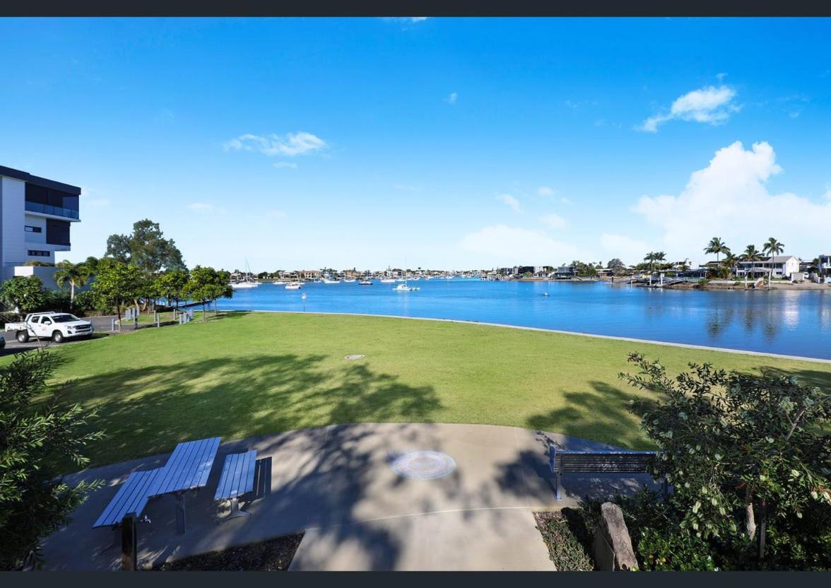 Excellsior Apartments Mooloolaba Bagian luar foto