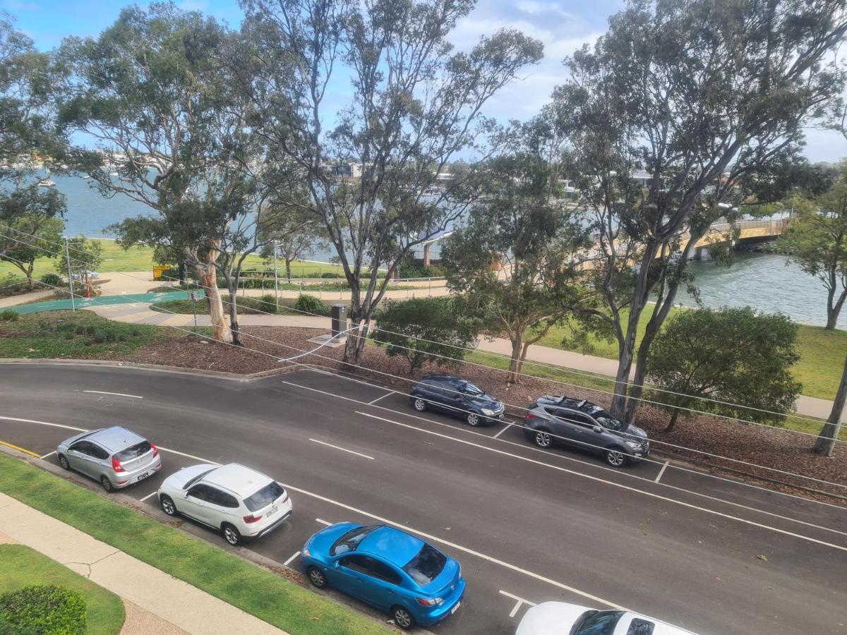 Excellsior Apartments Mooloolaba Bagian luar foto