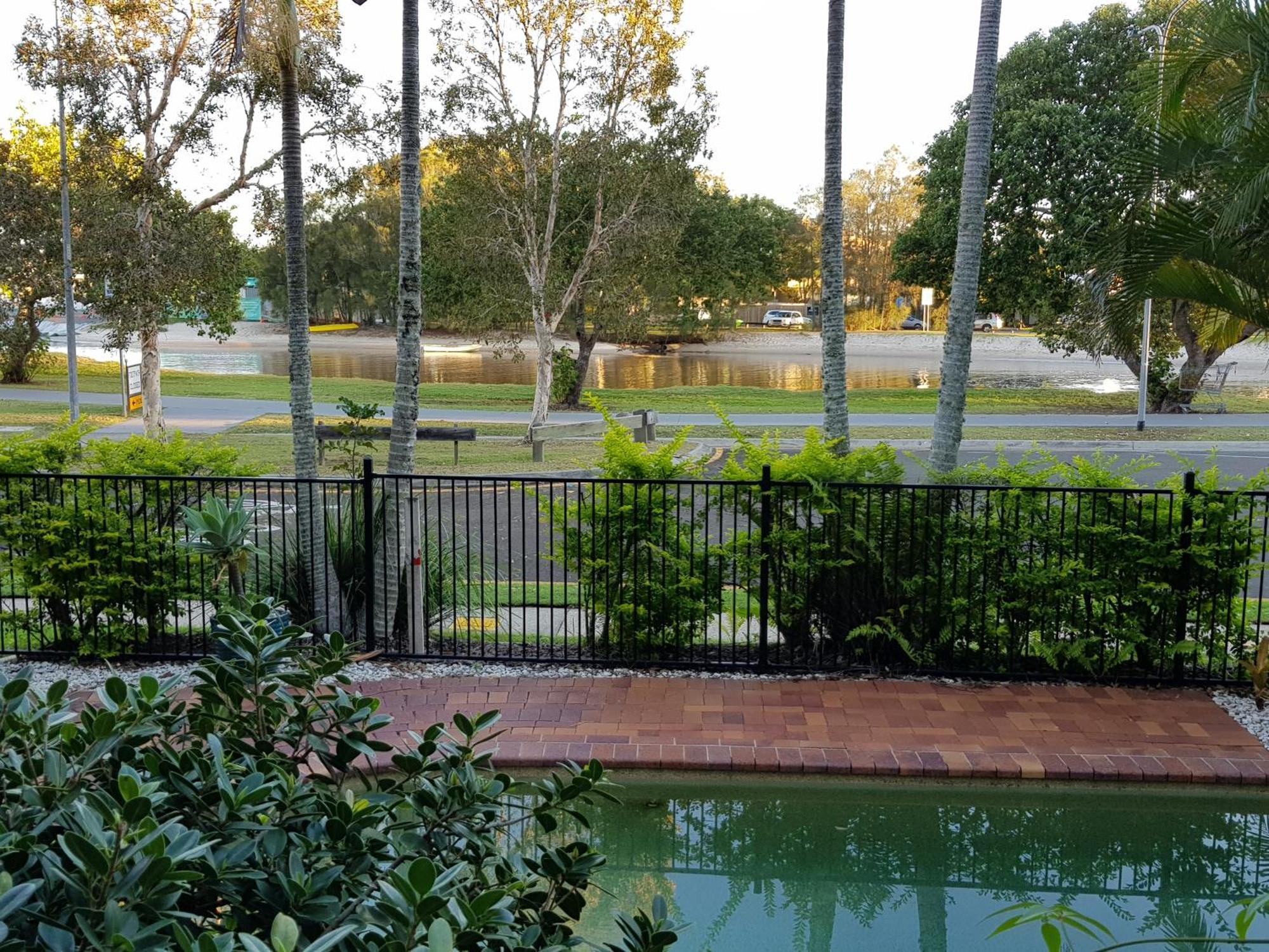 Excellsior Apartments Mooloolaba Bagian luar foto