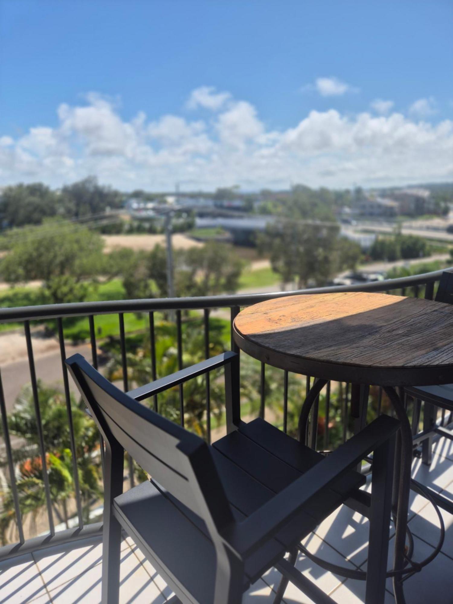 Excellsior Apartments Mooloolaba Bagian luar foto